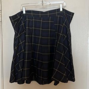 Torrid mini skirt-Super cute! Worn twice!